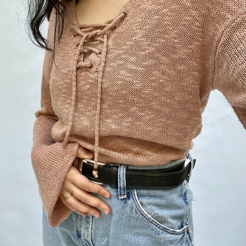 Democracy long sleeve shirt
Size: medium